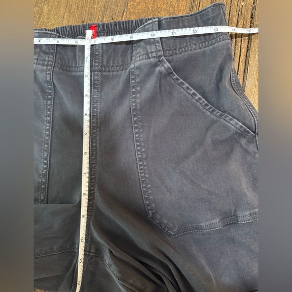 SPANX Stretch Twill Cargo Jogger Size M - Picture 7 of 8